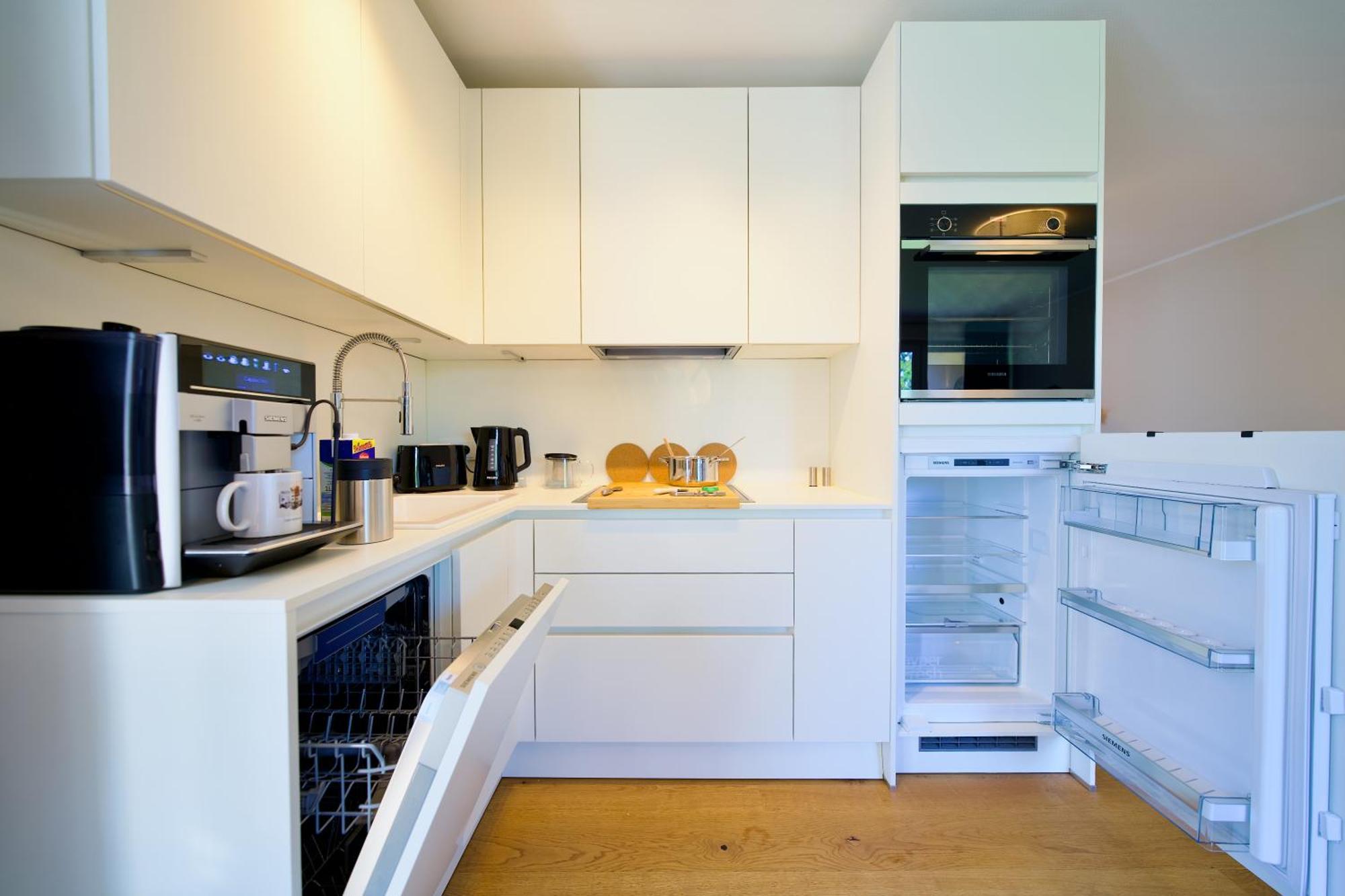 Apartamento Edler Wohnraum Schwanenteich-Oase Mit Balkon, Kaffeevollautomat, Lift & Parkplatz Zwickau Exterior foto